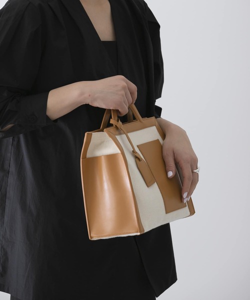 URBAN RESEARCH（アーバンリサーチ）の「ANABEL　ANABEL POCKET square（トートバッグ・レディース・オリーブ/キャメル・-）」の6枚目の写真