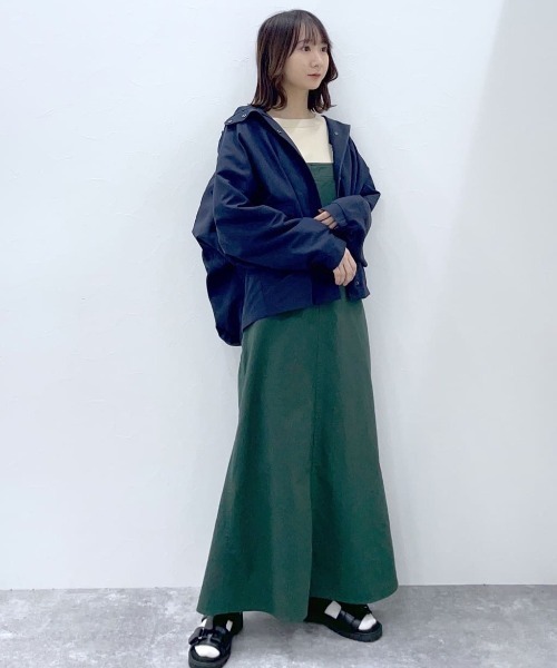 studio CLIP(スタディオクリップ)の「【撥水/マシーンウォッシャブル】撥水ポンチョマウンテンパーカー(マウンテンパーカー・レディース・ベージュ/カーキ/ネイビー・FREE)」の21枚目の写真