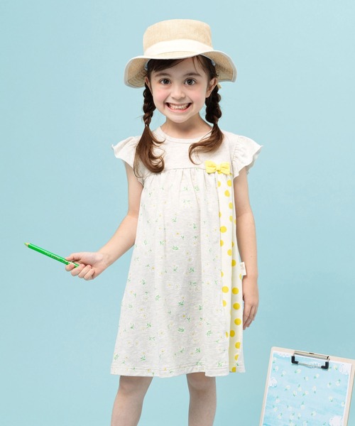 KP(ケーピー)の「【日本製】花柄とドットの切替え天竺ワンピース(100-130cm)(ワンピース・キッズ・オートミール/ブルー系その他・110cm/100cm/120cm/130cm)」の1枚目の写真