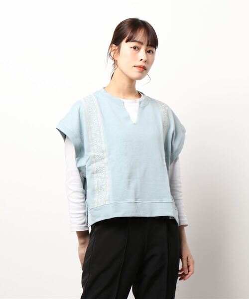 Samansa Mos2（サマンサ モスモス）の「刺繍裏毛ベスト（ベスト・レディース・キナリ/チャコール/ブルー/ベージュ・ﾌﾘ-）」の8枚目の写真