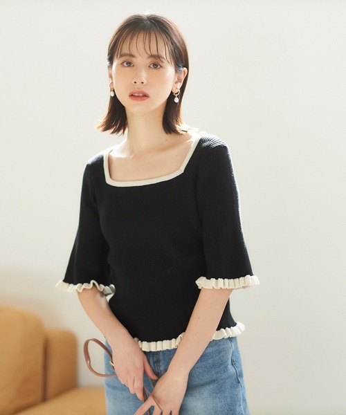 GeeRA(ジーラ)の「フリル&フレアー袖リブニット(ニット/セーター・レディース・ブラック/オフホワイト・MEDIUM/LARGE/X-LARGE)」の11枚目の写真