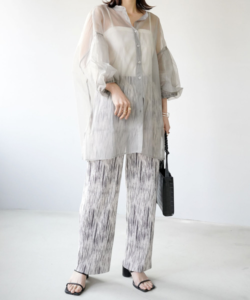 IAMUSE（アイアミューズ）の「【IAMUSE】オーガンジーバックギャザーブラウス S0658（シャツ/ブラウス・レディース・グレー/オフホワイト/グリーン・FREE）」の13枚目の写真