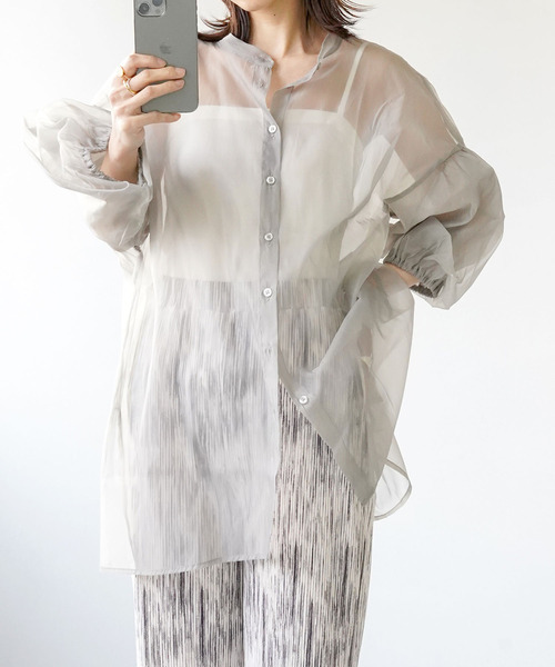 IAMUSE（アイアミューズ）の「【IAMUSE】オーガンジーバックギャザーブラウス S0658（シャツ/ブラウス・レディース・グレー/オフホワイト/グリーン・FREE）」の14枚目の写真