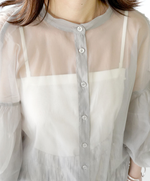 IAMUSE（アイアミューズ）の「【IAMUSE】オーガンジーバックギャザーブラウス S0658（シャツ/ブラウス・レディース・グレー/オフホワイト/グリーン・FREE）」の17枚目の写真