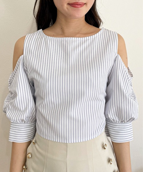 EPIMI E'PIMMY（エピミエピミー）の「オープンショルダーディティールブラウス（シャツ/ブラウス・レディース・オフホワイト/オレンジ/ブルー・MEDIUM）」の15枚目の写真