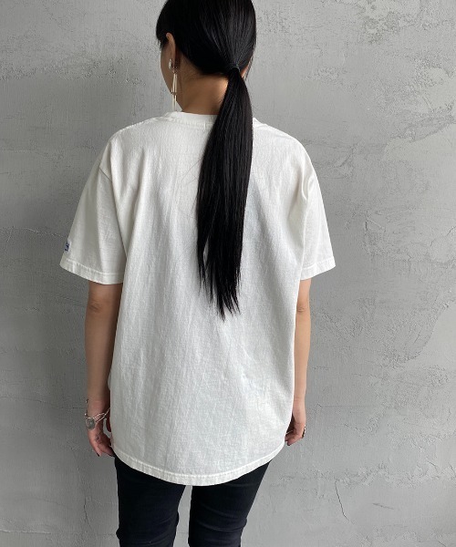 The Endless Summer（エンドレスサマー）の「[THE ENDLESS SUMMER/エンドレスサマー] 別注 ワンポイントBUHI刺繍Tシャツ（Tシャツ/カットソー・レディース・ホワイト/ブラック/ベージュ・M/L/XL）」の12枚目の写真