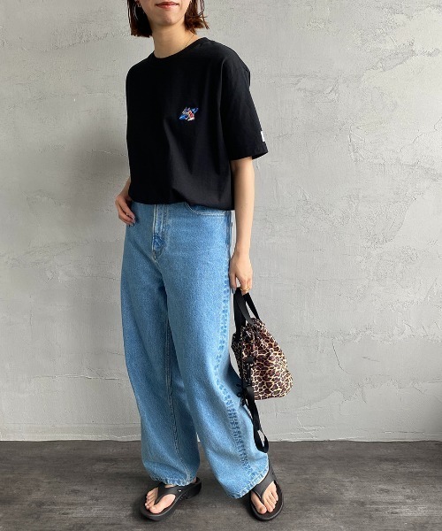 The Endless Summer（エンドレスサマー）の「[THE ENDLESS SUMMER/エンドレスサマー] 別注 ワンポイントBUHI刺繍Tシャツ（Tシャツ/カットソー・レディース・ホワイト/ブラック/ベージュ・M/L/XL）」の6枚目の写真