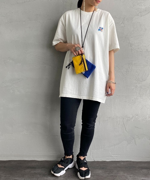 The Endless Summer（エンドレスサマー）の「[THE ENDLESS SUMMER/エンドレスサマー] 別注 ワンポイントBUHI刺繍Tシャツ（Tシャツ/カットソー・レディース・ホワイト/ブラック/ベージュ・M/L/XL）」の4枚目の写真