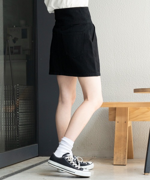 WEGO（ウィゴー）の「WEGO/ハイウエストミニスカート（デニムスカート・レディース・ブラック/ライトインディゴブルー・SMALL/MEDIUM）」の5枚目の写真