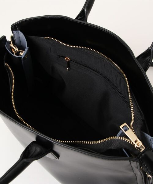 KOBE LETTUCE（コウベレタス）の「ショルダーベルト付きサイドジップバイカラーバッグ（トートバッグ・レディース・アイボリー/ライトカーキ/ブラック/ネイビー・FREE）」の15枚目の写真