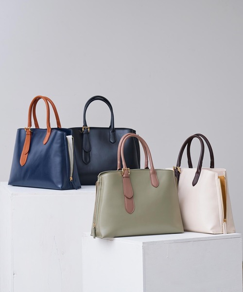 KOBE LETTUCE（コウベレタス）の「ショルダーベルト付きサイドジップバイカラーバッグ（トートバッグ・レディース・アイボリー/ライトカーキ/ブラック/ネイビー・FREE）」の10枚目の写真