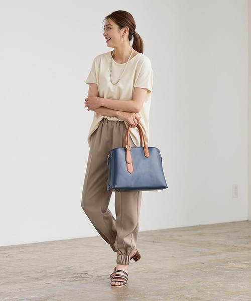 KOBE LETTUCE（コウベレタス）の「ショルダーベルト付きサイドジップバイカラーバッグ（トートバッグ・レディース・アイボリー/ライトカーキ/ブラック/ネイビー・FREE）」の8枚目の写真