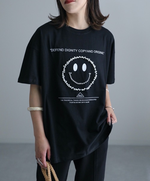ap retro（アプレトロ）の「ニコちゃんパールTEE（Tシャツ/カットソー・レディース・ブラック/アイボリー・FREE）」の2枚目の写真