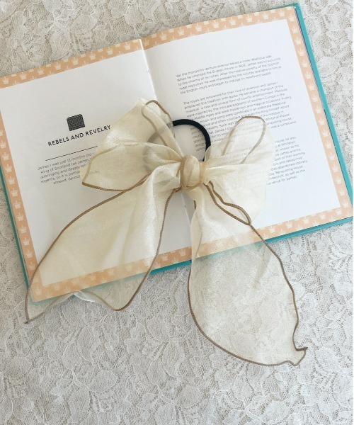 apres jour（アプレジュール）の「【apres jour×ARIAZ】シアーリボンヘアゴム２（ヘアゴム・レディース・ブラック/グレー/ゴールド/スモークピンク・FREE）」の8枚目の写真