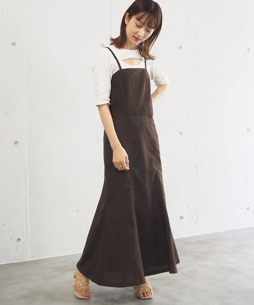 tiptop（ティップトップ）の「リネンタッチマーメイドジャンパースカート（ジャンパースカート・レディース・ブラック/ブラウン/グリーン/ダークオレンジ/ブルー/ダークブラウン・FREE）」の22枚目の写真