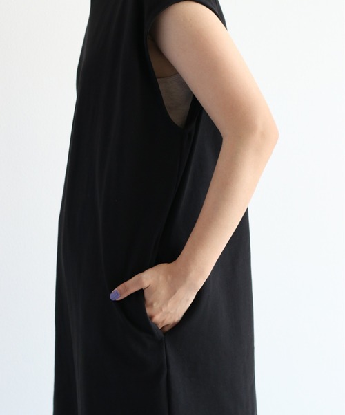 cepo（セポ）の「ノースリーブカットワンピース　WEB限定カラー（ワンピース・レディース・ブラウン/ネイビー/グリーン/ブラック・M）」の10枚目の写真