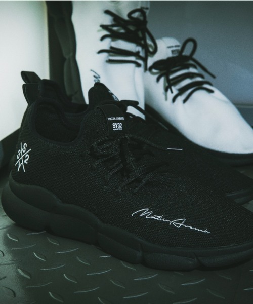 SY32 by SWEET YEARS(エスワイサーティトゥバイスィートイヤーズ)の「【WEB限定】MATIN AVENIR×SY32 by SWEETYEARS ×ROYAL FLASH/COLLABORATION KNIT SNEAKERS(スニーカー・メンズ・ホワイト/ブラック・41/42/43/40)」の3枚目の写真