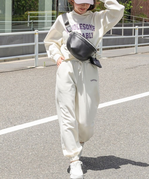 Honeys(ハニーズ)の「スウェットパンツ(スウェットパンツ・レディース・ブルー/アイボリー/杢グレー/イエロー系その他/スミクロ・S/M/L/LL)」の8枚目の写真