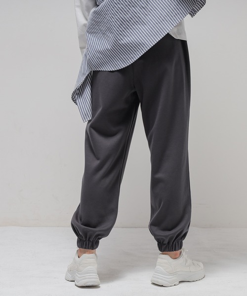 Honeys(ハニーズ)の「スウェットパンツ(スウェットパンツ・レディース・ブルー/アイボリー/杢グレー/イエロー系その他/スミクロ・S/M/L/LL)」の11枚目の写真