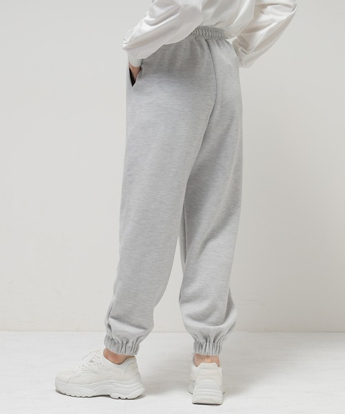 Honeys(ハニーズ)の「スウェットパンツ(スウェットパンツ・レディース・ブルー/アイボリー/杢グレー/イエロー系その他/スミクロ・S/M/L/LL)」の21枚目の写真