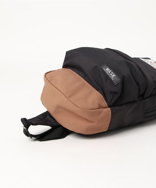 WASK（ワスク）の「WASK/ハイショクボディバッグ(100~160cm)（ボディバッグ/ウエストポーチ・キッズ・ブラック/グリーン・ONE SIZE）」の11枚目の写真