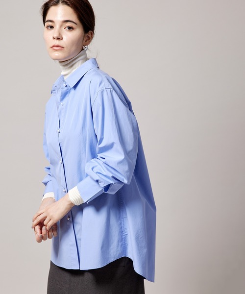 ROPE'（ロペ）の「シルキーブロードパールボタンシャツ（シャツ/ブラウス・レディース・ホワイト/カーキ/サックスブルー/ブルー系その他4・38）」の3枚目の写真