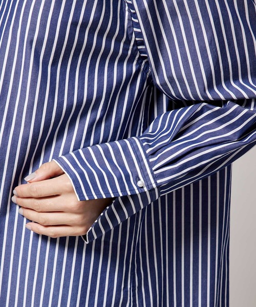 ROPE'（ロペ）の「シルキーブロードパールボタンシャツ（シャツ/ブラウス・レディース・ホワイト/カーキ/サックスブルー/ブルー系その他4・38）」の19枚目の写真