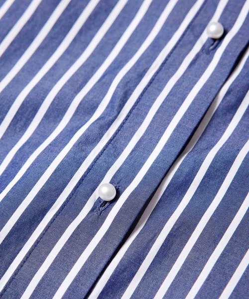 ROPE'（ロペ）の「シルキーブロードパールボタンシャツ（シャツ/ブラウス・レディース・ホワイト/カーキ/サックスブルー/ブルー系その他4・38）」の11枚目の写真