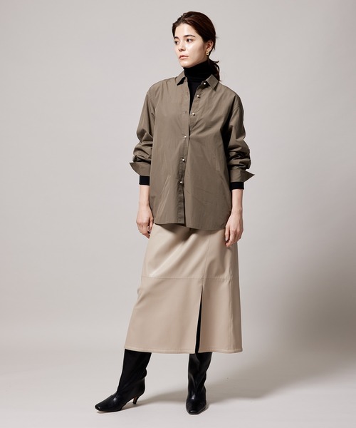 ROPE'（ロペ）の「シルキーブロードパールボタンシャツ（シャツ/ブラウス・レディース・ホワイト/カーキ/サックスブルー/ブルー系その他4・38）」の20枚目の写真