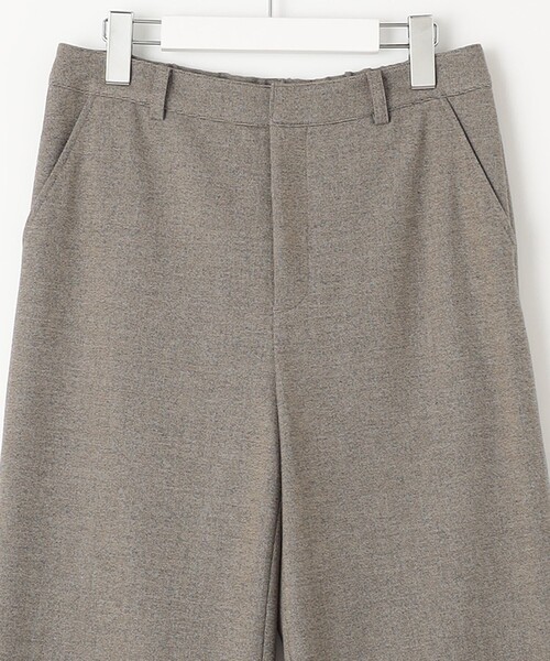 J.PRESS(ジェイプレス)の「【洗える】チェルビック セミワイド パンツ(その他パンツ・レディース・ブラック系/ライトグレー系/ベージュ系・T15/T17/T13)」の5枚目の写真