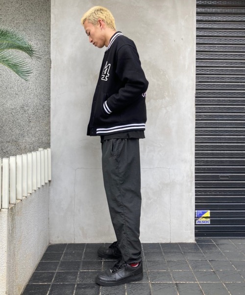 A4A（エーフォーエー）の「A4A/エーフォーエー/CIRCLELOGO JUMPER（ブルゾン・メンズ・ホワイト/ブラック・MEDIUM/LARGE）」の6枚目の写真