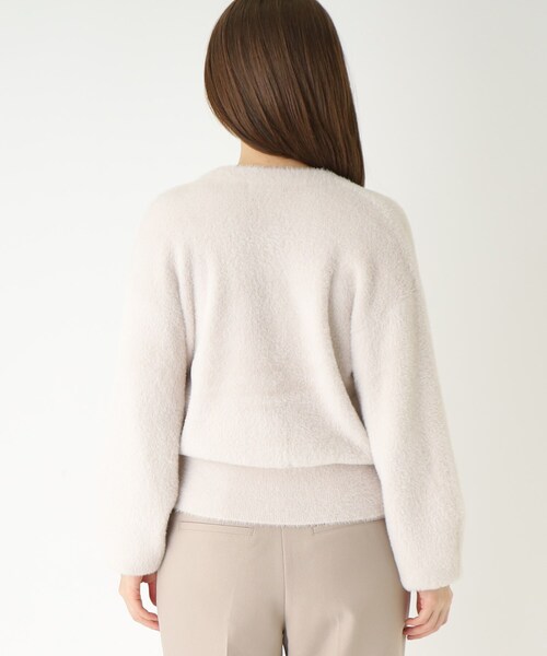 index（インデックス）の「◆フェザーヤーン フェイクパールボタンカーディガン（カーディガン/ボレロ・レディース・サックスブルー/チャコールグレー/ライトグレー・36/38/40/42）」の6枚目の写真