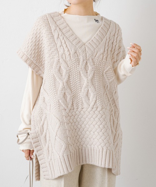 PUAL CE CIN(ピュアルセシン)の「ロゴ刺繍プチハイネックプルオーバー(Tシャツ/カットソー・レディース・アイボリー/ブラック・FREE)」の10枚目の写真