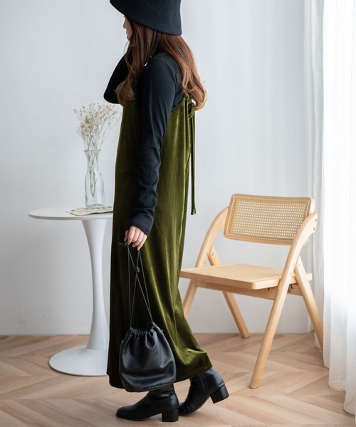 WEGO（ウィゴー）の「WEGO/2WAYベロアキャミワンピ（ワンピース・レディース・ブラック/グリーン・FREE）」の8枚目の写真