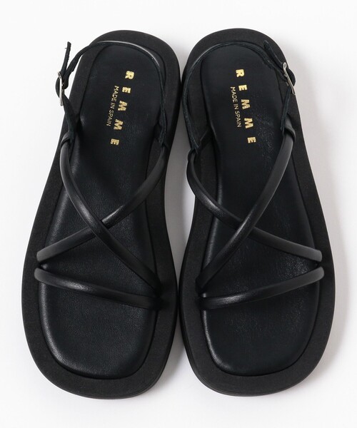 Ray BEAMS（レイビームス）の「REMME / ボリューム コード サンダル（サンダル・レディース・ブラック/オフホワイト・35/36/37/38/39）」の21枚目の写真