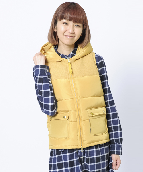 X-girl（エックスガール）の「ZIP PUFF VEST（ベスト・レディース・ブラック/イエロー/ネイビー・1/2）」の13枚目の写真