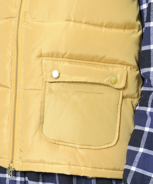 X-girl（エックスガール）の「ZIP PUFF VEST（ベスト・レディース・ブラック/イエロー/ネイビー・1/2）」の6枚目の写真