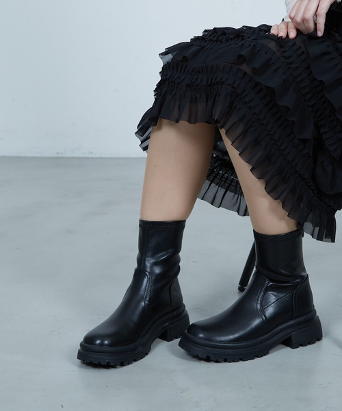 paravion（パラビオン）の「ストレッチボリュームソールブーツ（ブーツ・レディース・ブラック/ブラウン・37）」の2枚目の写真