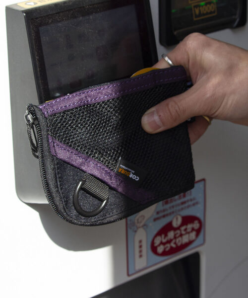 Gramicci（グラミチ）の「【GRAMICCI/グラミチ】コーデュラ ミニ財布 コインケース L字型 ウオレット Dカン（コインケース・メンズ・オリーブ/ブラック/ベージュ・FREE）」の2枚目の写真