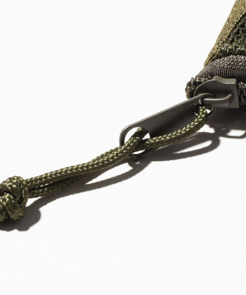 Gramicci（グラミチ）の「【GRAMICCI/グラミチ】コーデュラ ミニ財布 コインケース L字型 ウオレット Dカン（コインケース・メンズ・オリーブ/ブラック/ベージュ・FREE）」の8枚目の写真