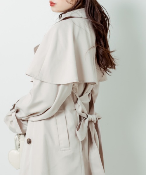 OLIVE des OLIVE（オリーブデオリーブ）の「ケープ付きミドル丈トレンチコート（トレンチコート・レディース・ベージュ/ライトベージュ/サックスブルー・FREE）」の6枚目の写真