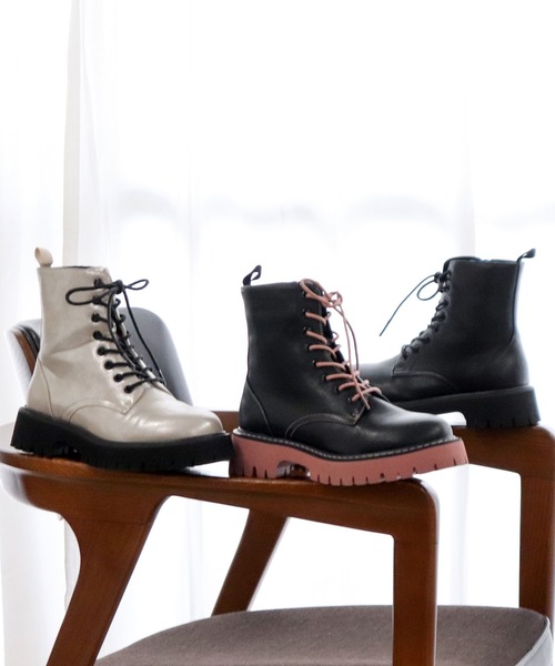 byあしながおじさん（バイアシナガオジサン）の「軽量｜厚底レースアップブーツ　8710507（ブーツ・レディース・アイボリー/ライトグリーン/ブラック/ブラック×レッド/ブラック×ピンク/シルバー・S/L/LL/M）」の19枚目の写真