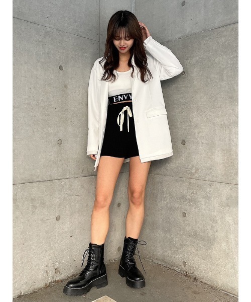 ENVYM（アンビー）の「オーバーテーラードJK（テーラードジャケット・レディース・ブラック/ホワイト・FREE）」の17枚目の写真