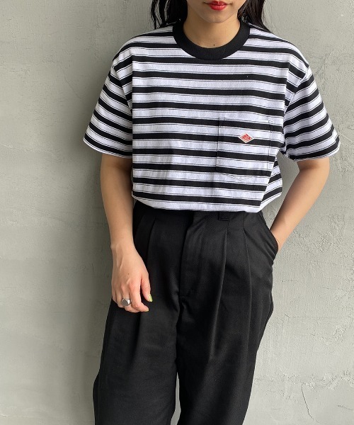 DANTON（ダントン）の「[DANTON/ダントン] ワンポイントロゴ ボーダーポケットTシャツ（Tシャツ/カットソー・レディース・ベージュ/ネイビー/ブラック/レッド・XS/M/S）」の2枚目の写真