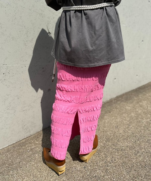 mi via loca(ミヴィアロカ)の「シャーリングボーダー Iライン タイトスカート(スカート・レディース・ブラック/ピンク/グリーン/ブラウン/イエロー・FREE)」の7枚目の写真