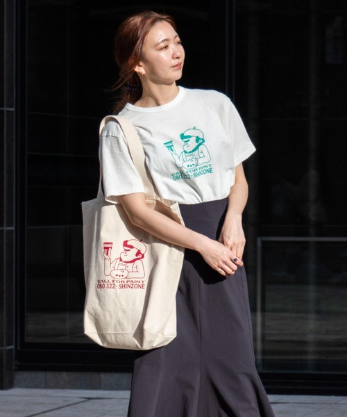 THE SHINZONE(ザ シンゾーン)の「【別注】THE SHINZONE PAINT TEE 23MMSCU14(Tシャツ/カットソー・レディース・グリーン/ブラック・FREE)」の4枚目の写真