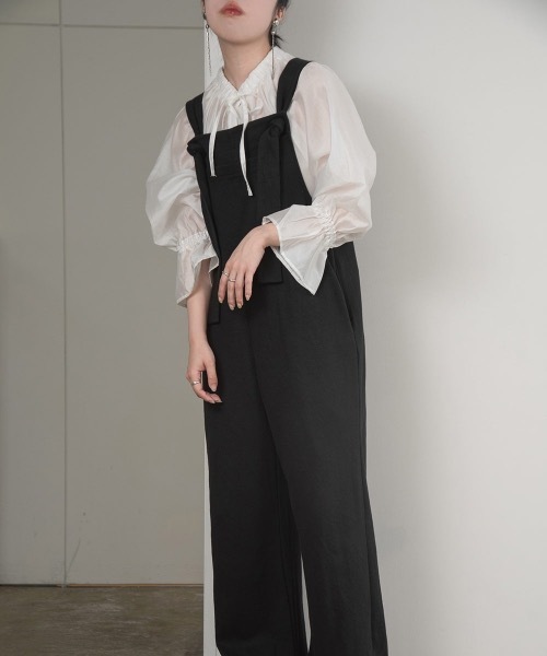lawgy(ラウジー)の「gather neck ribbon shirt(シャツ/ブラウス・レディース・ブラック/グレー/ホワイト・FREE)」の12枚目の写真