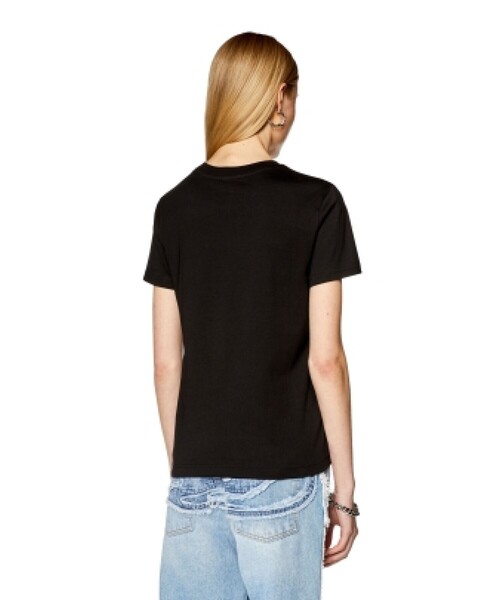 DIESEL（ディーゼル）の「レディース トップス カットソー 半袖 Tシャツ（Tシャツ/カットソー・レディース・ブラック/ホワイト・LARGE/SMALL/MEDIUM/X-LARGE）」の8枚目の写真