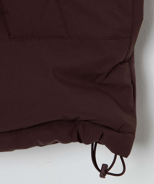 LUCY（ルーシー）の「LUCY/SORONA(R) ミリタリーパデッドベスト（ダウンベスト・メンズ・ベージュ/ブラウン/カーキ/ブラック・MEDIUM/LARGE）」の13枚目の写真