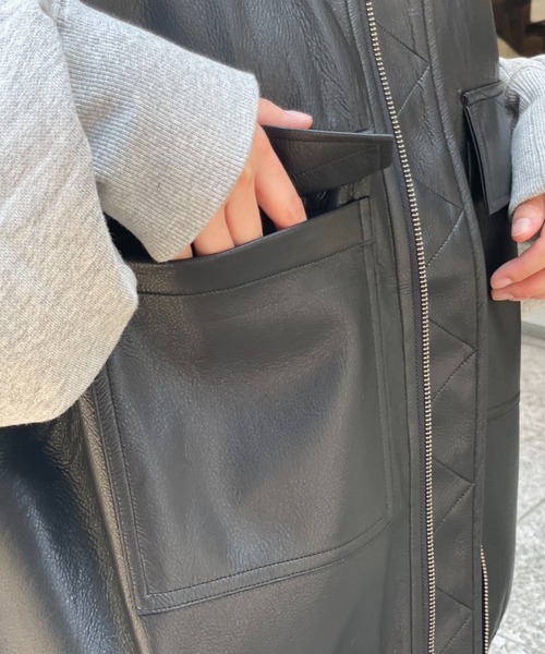 CIAOPANIC（チャオパニック）の「フェイクレザーMA-1スタンドベスト（ライダースジャケット・レディース・ブラック/ブラウン・FREE）」の17枚目の写真